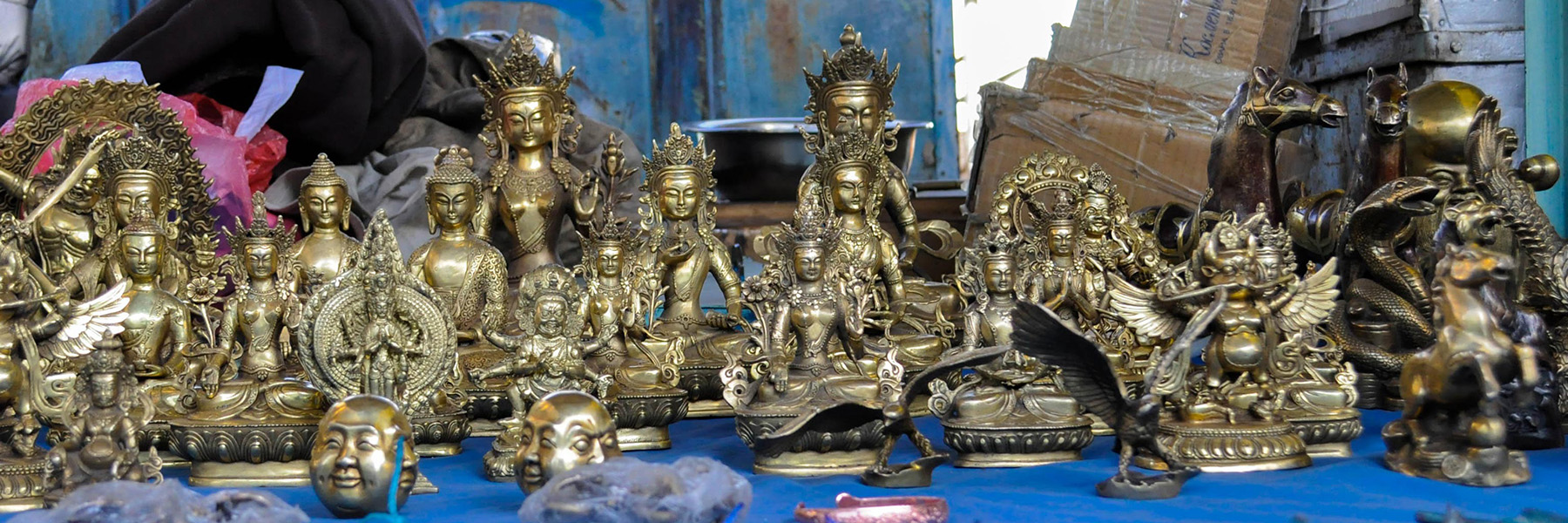 Mongolian statues and artifacts